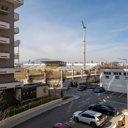 Mohost Spot - Business & Leisure With Parking And Balcony * Brasov
